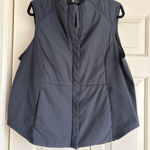 Black Sleeveless Vest